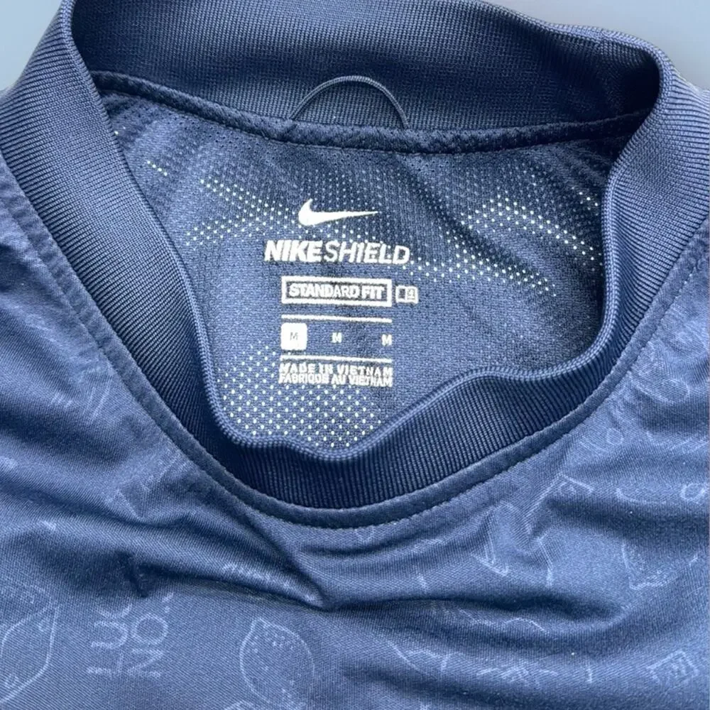 NIKE SHIELD Men’s Medium LUCKY PRINT Navy Blue Windshirt Jacket